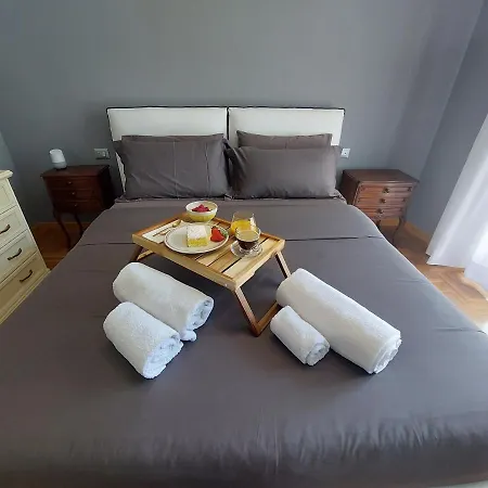 Vanecia's Luxury Apartman