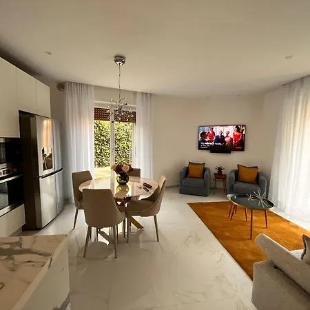 Vanecia's Luxury * San Remo