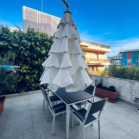 Vanecia's Luxury Apartman