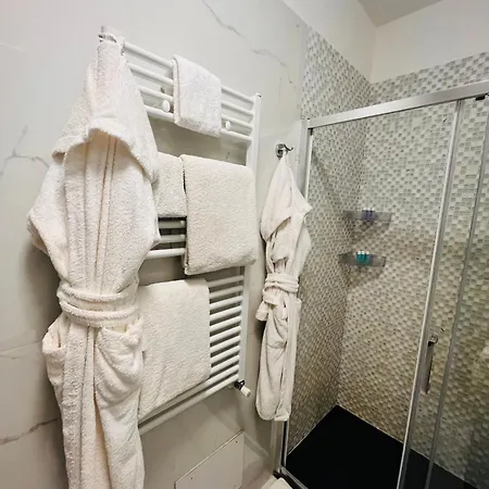 Vanecia's Luxury Apartamento *